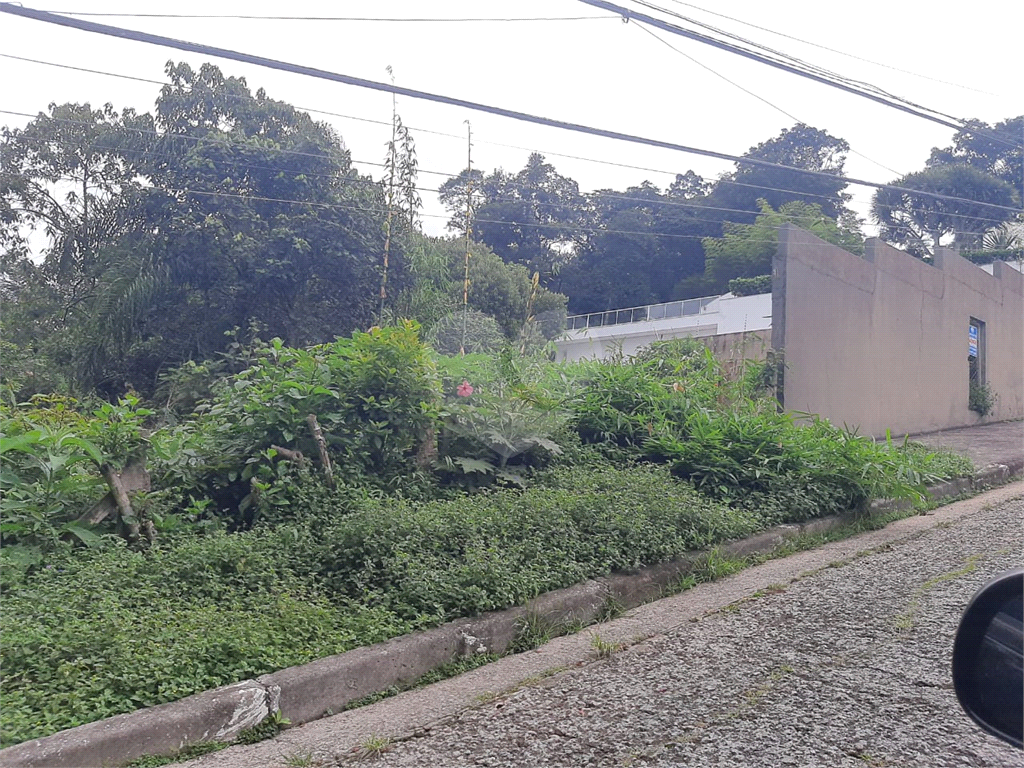 Terreno no pé da Serra da Cantareira em condominio