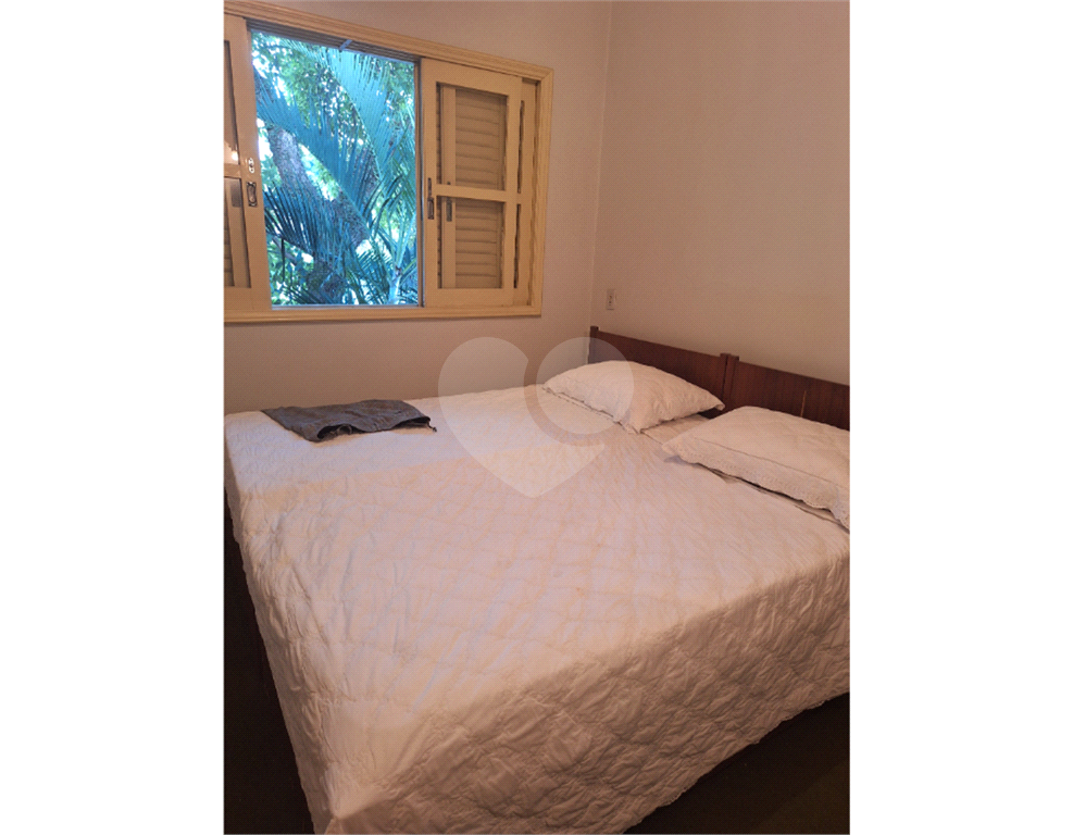 Sobrado maravilhoso à venda no Tremembé - 5 suítes e 4 vagas de garagem.