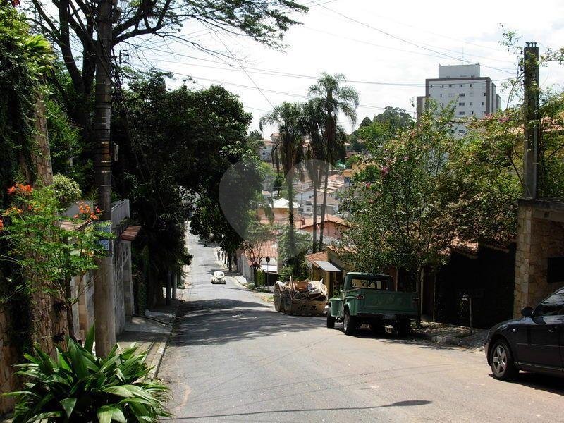 SOBRADO em VILA ALBERTINA