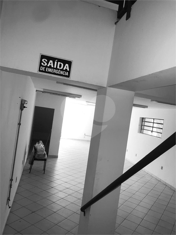 Salão Comercial para atender sua empresa a venda na Lagoa Panema 