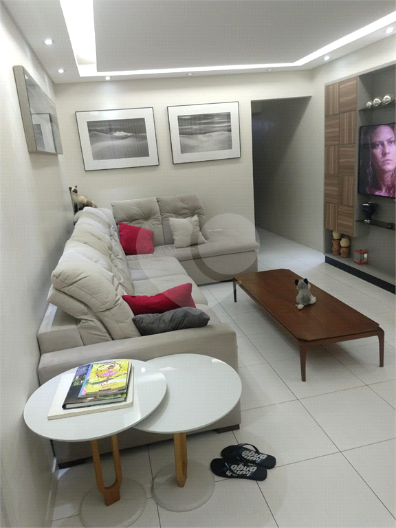 SOBRADO em VILA MAZZEI