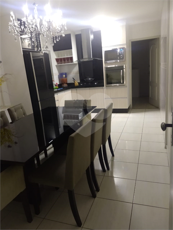 SOBRADO em VILA MAZZEI