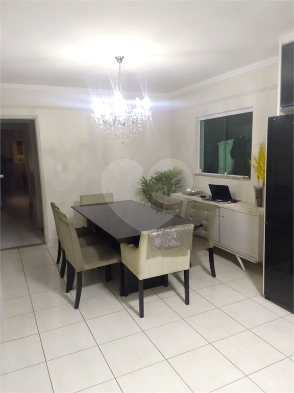 SOBRADO em VILA MAZZEI