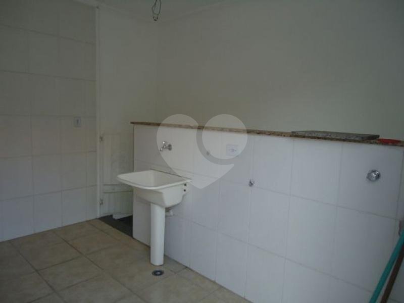 SOBRADO em VILA MAZZEI
