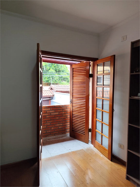 SOBRADO MARAVILHOSO A VENDA NO HORTO FLORESTAL - 3 DORMS (1 SUÍTE), PISCINA, SF E 6 VAGAS DE GARAGEM
