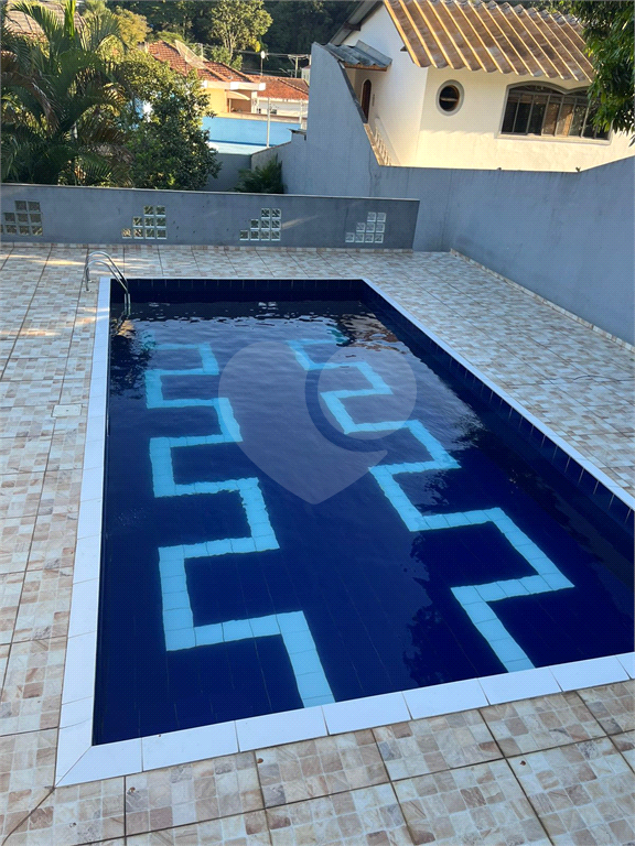 SOBRADO MARAVILHOSO A VENDA NO HORTO FLORESTAL - 3 DORMS (1 SUÍTE), PISCINA, SF E 6 VAGAS DE GARAGEM