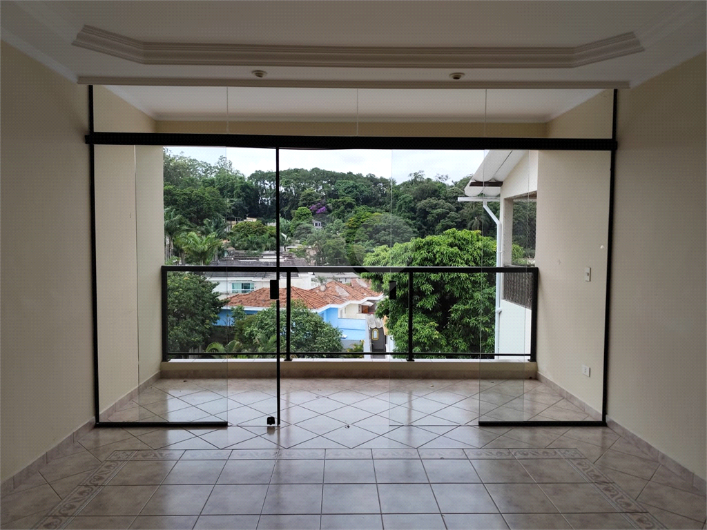 SOBRADO MARAVILHOSO A VENDA NO HORTO FLORESTAL - 3 DORMS (1 SUÍTE), PISCINA, SF E 6 VAGAS DE GARAGEM