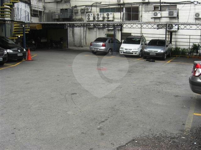 Prédio comercial na Vila Nova Cachoeirinha
