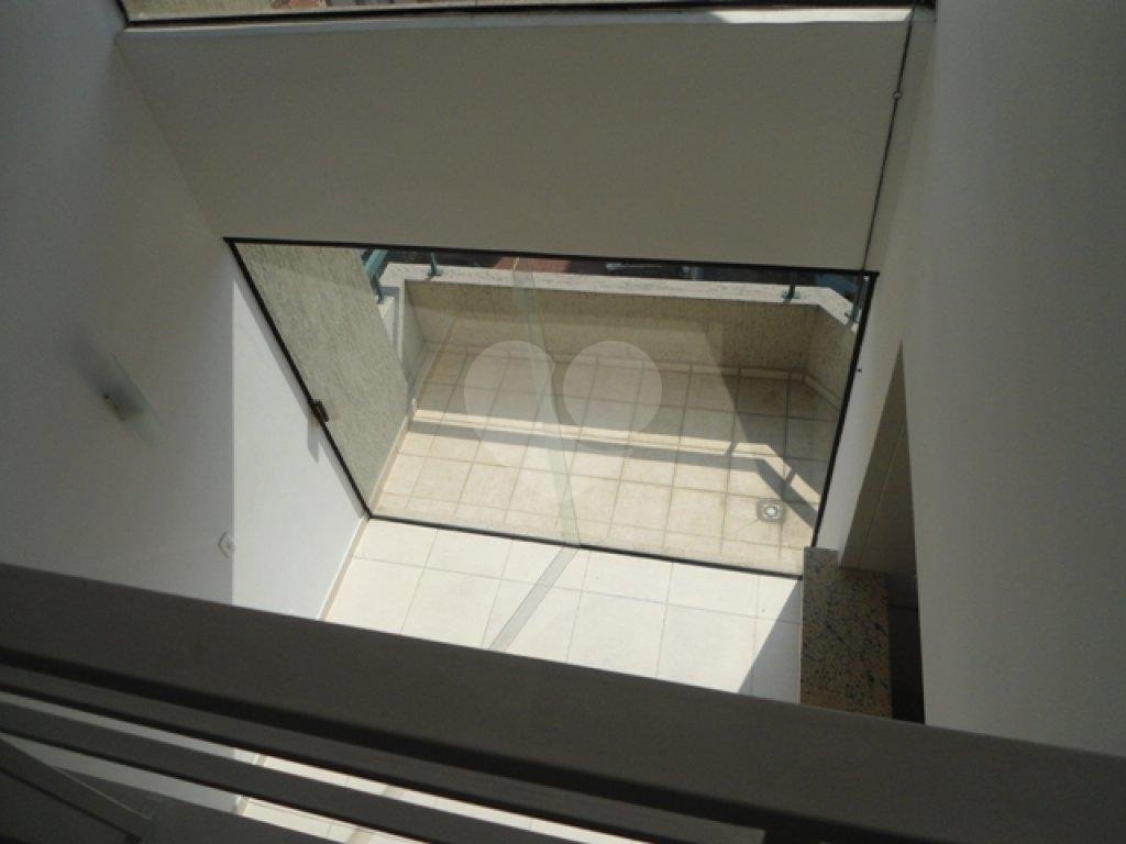 APARTAMENTO em CASA VERDE