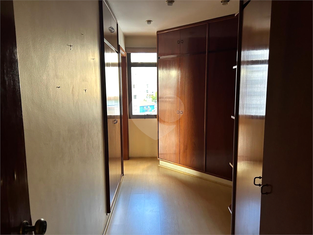 Oportunidade Única: Amplo Apartamento de 354m² no Coração de Santana!