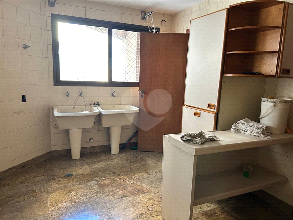 Oportunidade Única: Amplo Apartamento de 354m² no Coração de Santana!