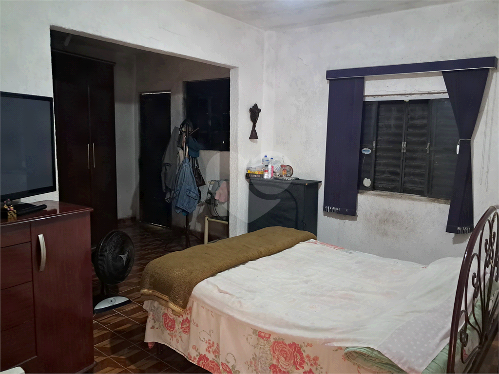 CASA TÉRREA em PARQUE EDU CHAVES