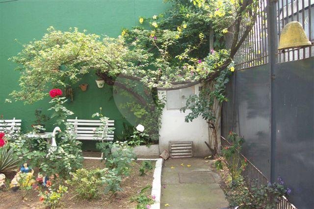CASA TÉRREA em PARQUE EDU CHAVES
