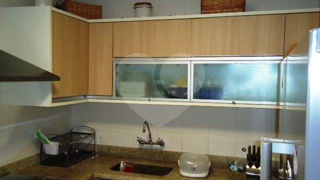 APARTAMENTO em SANTANA