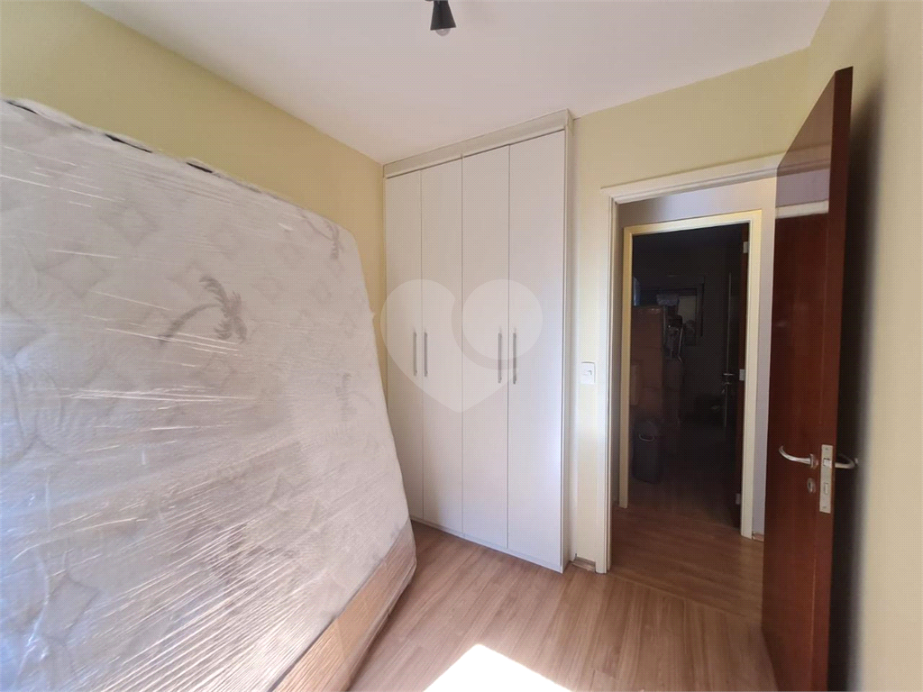SOBRADO A VENDA EM CONDOMÍNIO FECHADO NO HORTO FLORESTAL - 3 DORMS (1 SUÍTE) E 3 VAGAS