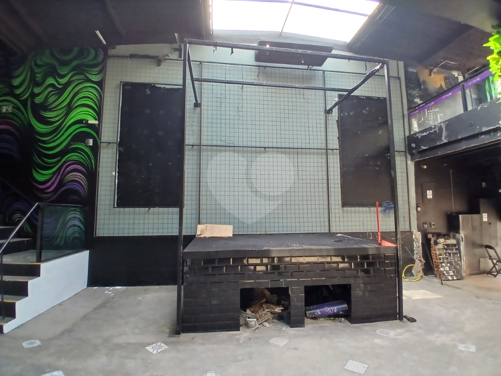 Loja comercial para locação na Avenida Luiz Dumont Villares