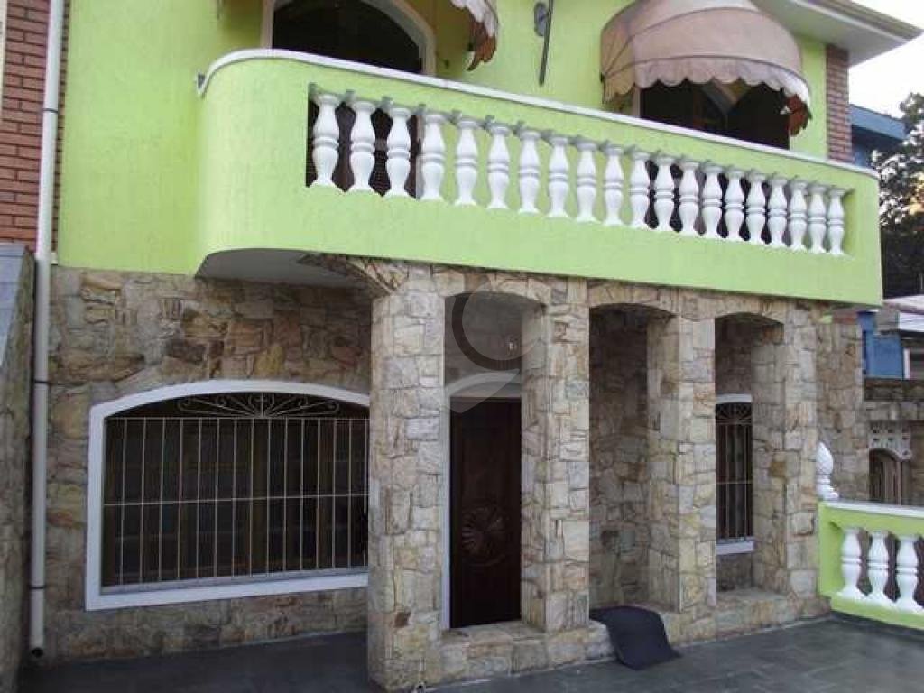 SOBRADO em LIMÃO