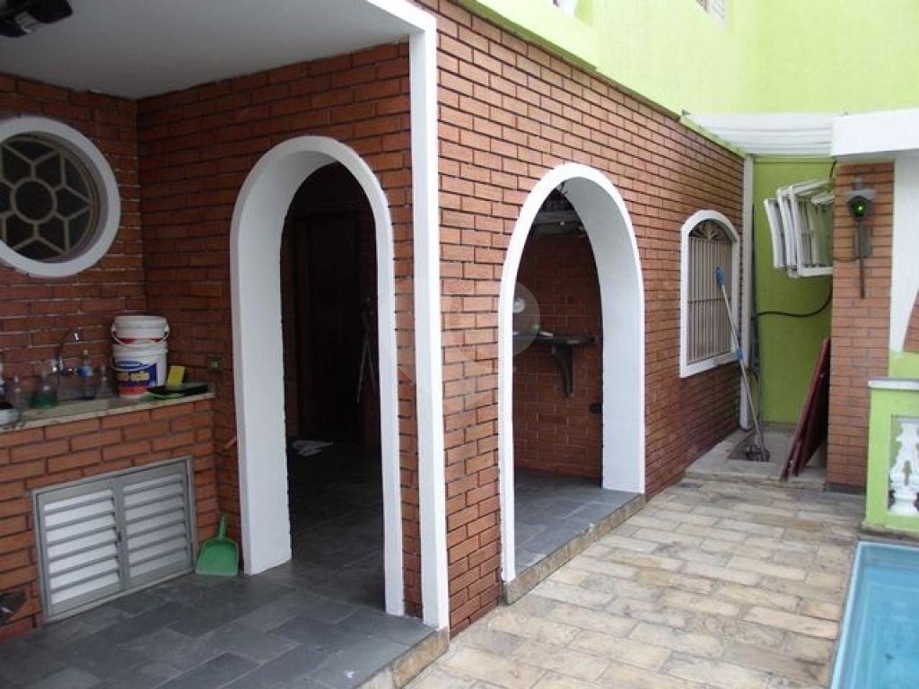 SOBRADO em LIMÃO