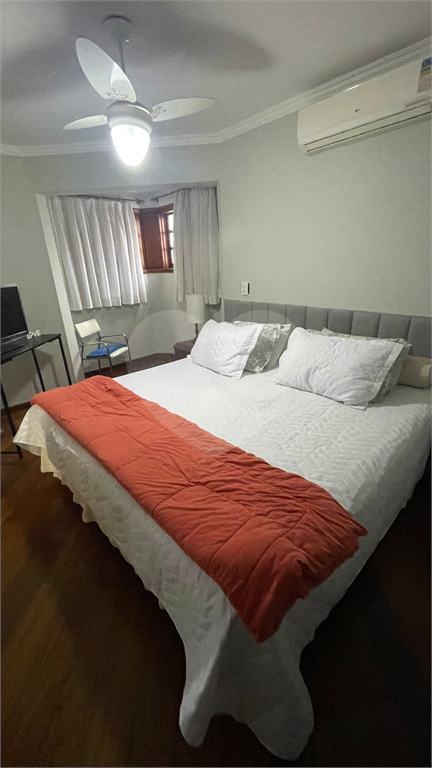 Lindo sobrado com piscina no residencial Santa Terezinha