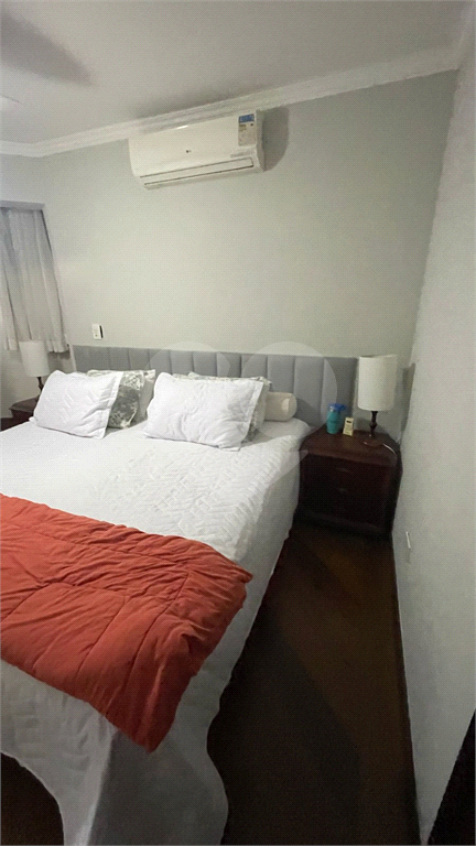 Lindo sobrado com piscina no residencial Santa Terezinha