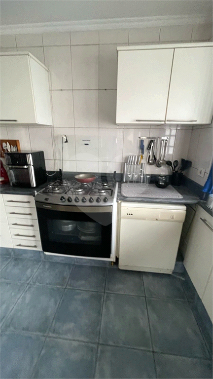 Lindo sobrado com piscina no residencial Santa Terezinha