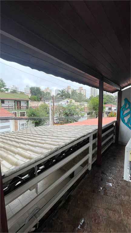 Lindo sobrado com piscina no residencial Santa Terezinha