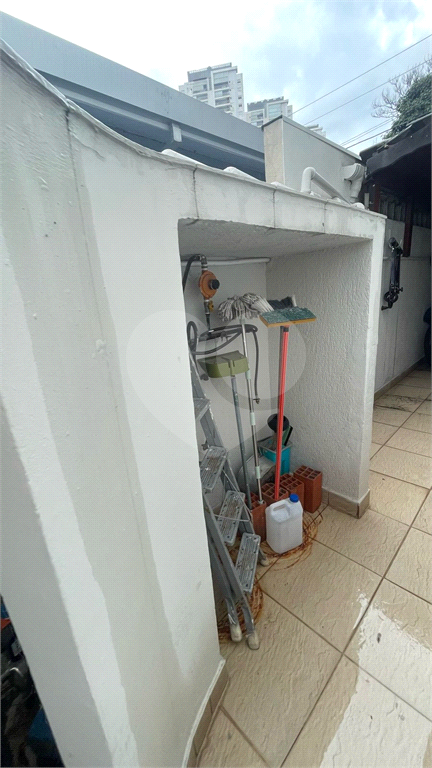 Lindo sobrado com piscina no residencial Santa Terezinha