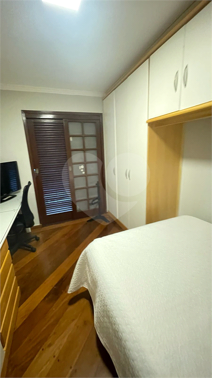 Lindo sobrado com piscina no residencial Santa Terezinha