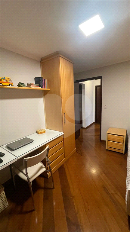 Lindo sobrado com piscina no residencial Santa Terezinha