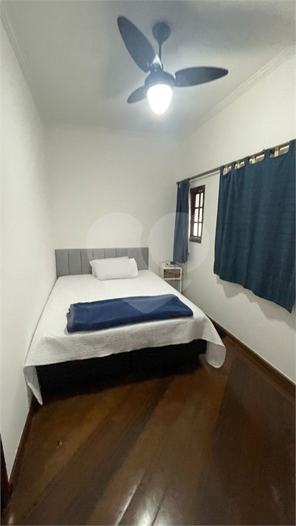 Lindo sobrado com piscina no residencial Santa Terezinha