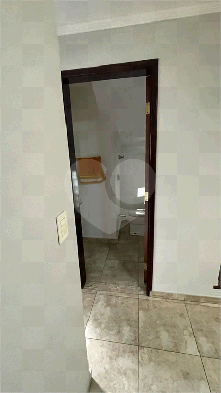 Lindo sobrado com piscina no residencial Santa Terezinha