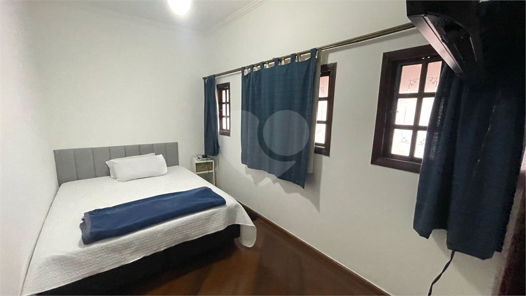 Lindo sobrado com piscina no residencial Santa Terezinha