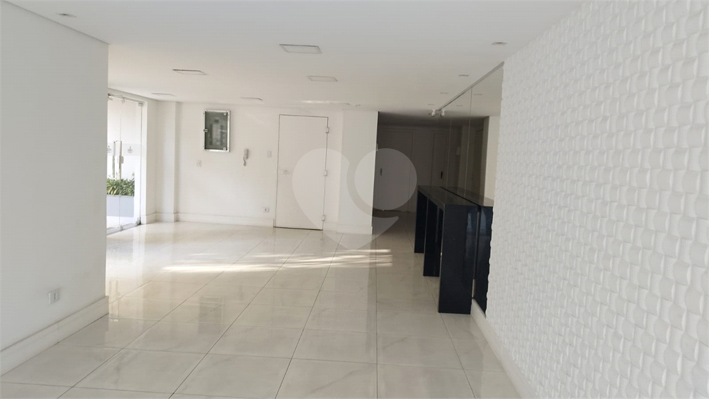 Apartamento próximo a Avenida Santa Inês com 3 dormitórios e 2 vagas