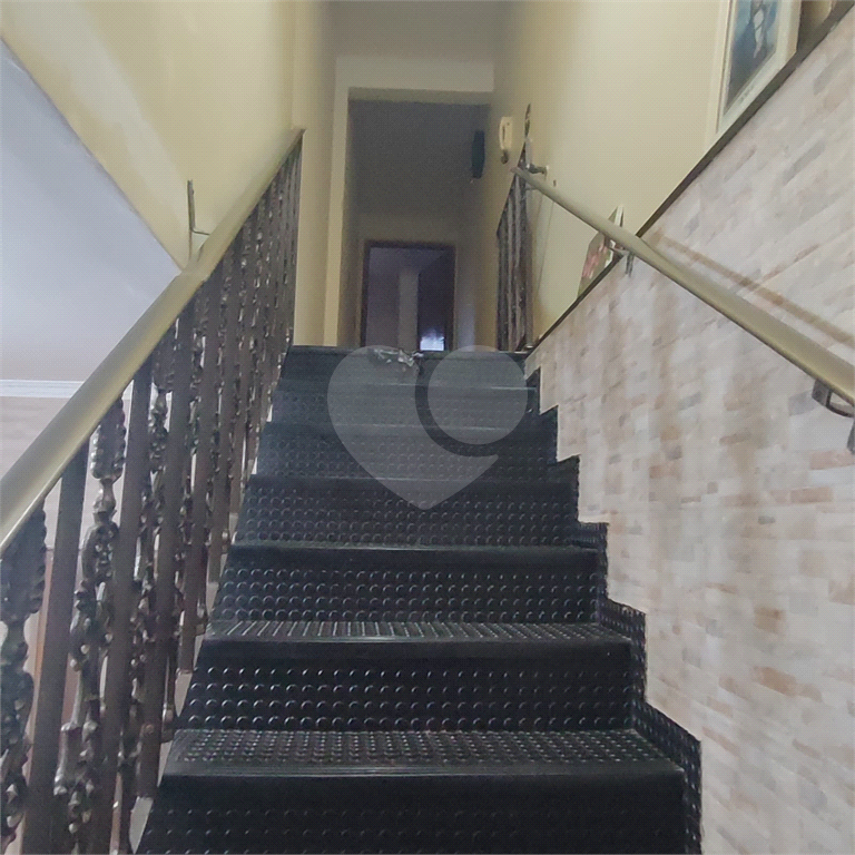 lindo sobrado na nova cachoeirinha!