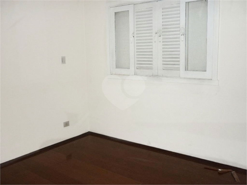 SOBRADO em VILA JUNQUEIRA