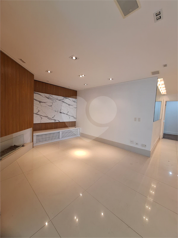 Apartamento no alto de Santana, com 4 vagas e 3 suítes