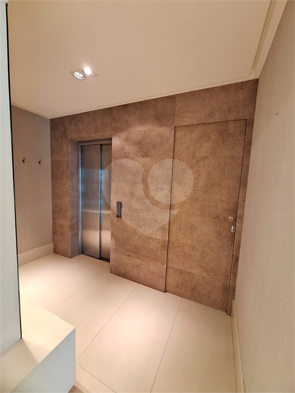 Apartamento no alto de Santana, com 4 vagas e 3 suítes