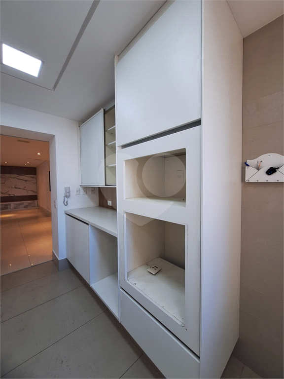 Apartamento no alto de Santana, com 4 vagas e 3 suítes
