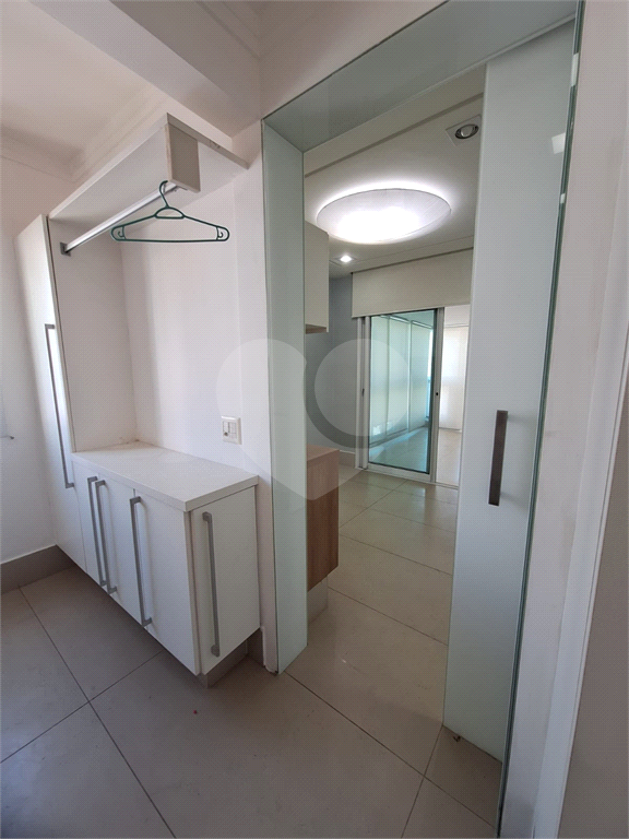 Apartamento no alto de Santana, com 4 vagas e 3 suítes