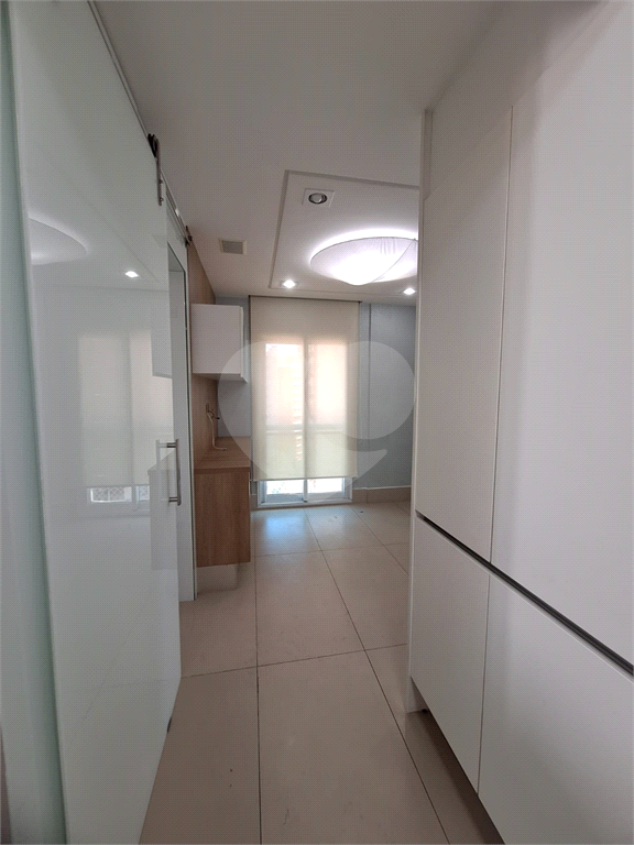 Apartamento no alto de Santana, com 4 vagas e 3 suítes