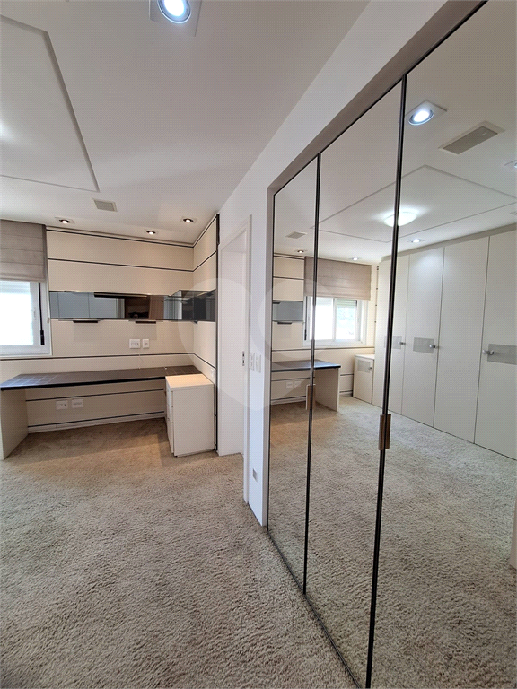 Apartamento no alto de Santana, com 4 vagas e 3 suítes