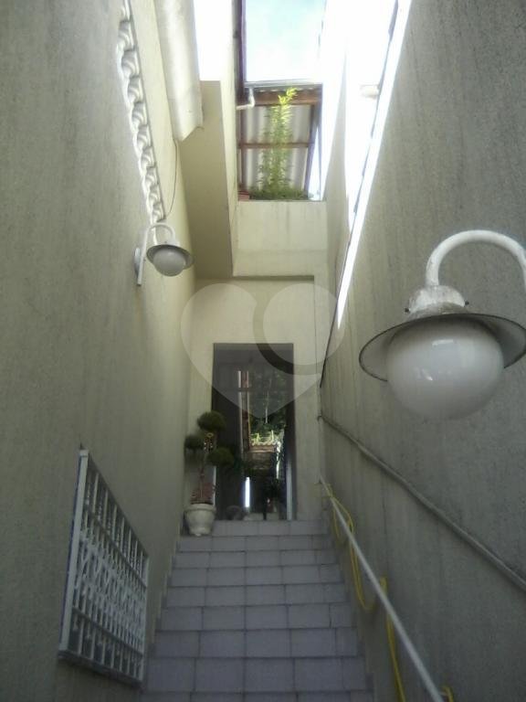 Sobrado à venda com 2 quartos, 150m² - Foto 9