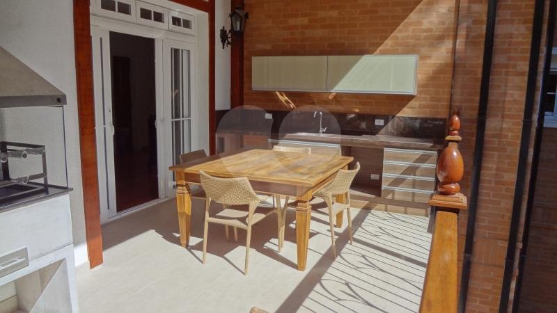 DUPLEX em CENTRO