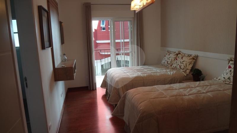 DUPLEX em CENTRO
