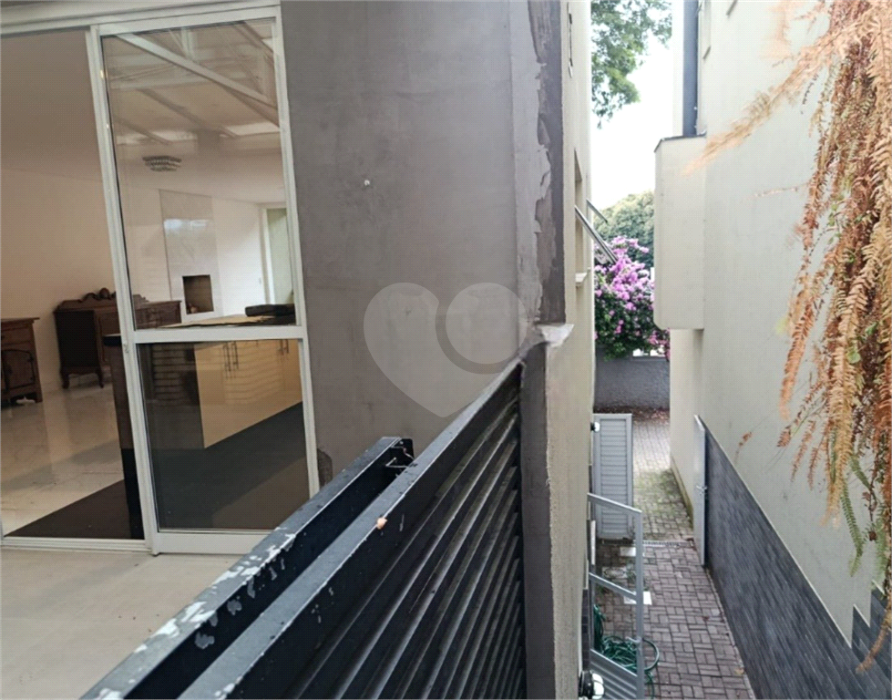 Casa em Condomínio Fechado 3 suites Tremembé 