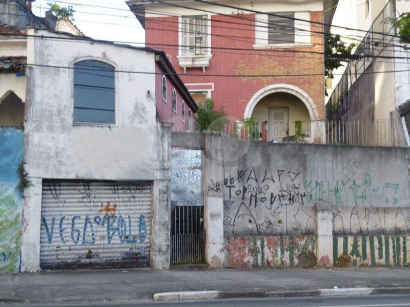 Santana terreno amplo com sobrado antigo