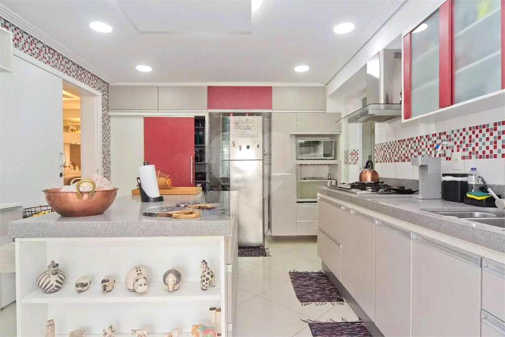 Apartamento Santana 3 suites e 3 vagas de garagem. 