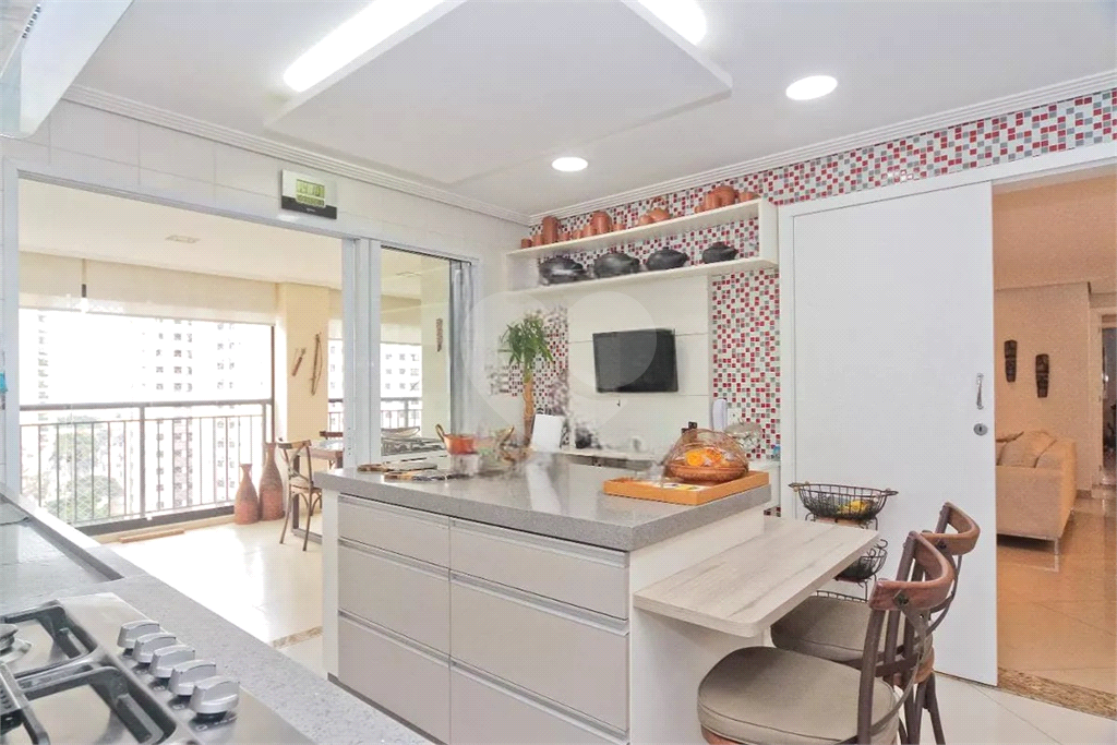 Apartamento Santana 3 suites e 3 vagas de garagem. 