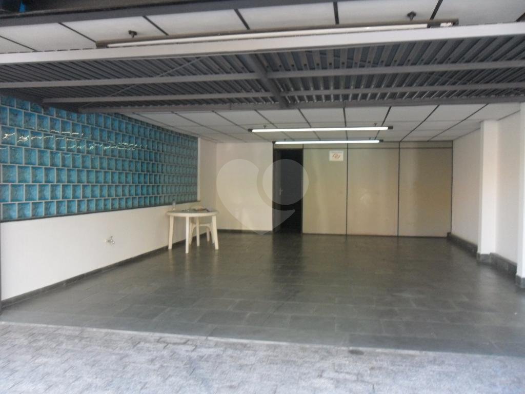 PRÉDIO INTEIRO em ÁGUA FRIA