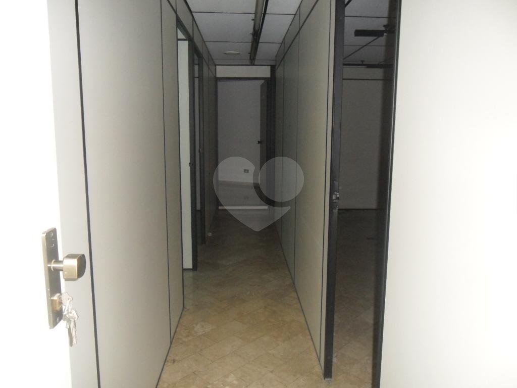 PRÉDIO INTEIRO em ÁGUA FRIA